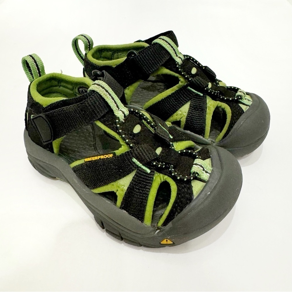 KEEN Newport H2 Water Hiking Sandals Black Lime Green Size 8